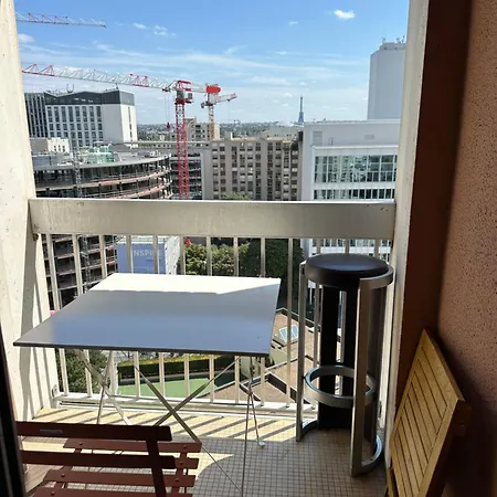 Appartement Puteaux, T2 Avec Parking Pres De Paris La Defense By Immo Kit *