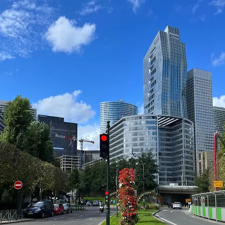 Puteaux, T2 Avec Parking Pres De Paris La Defense By Immo Kit